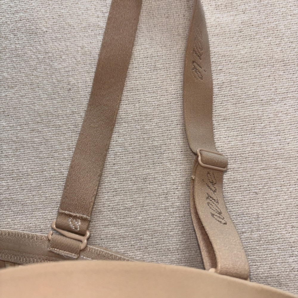 Aerie Real Happy Strapless Beige Convertible Push Up Bra Women's Size 40D NWOT - Picture 2 of 8